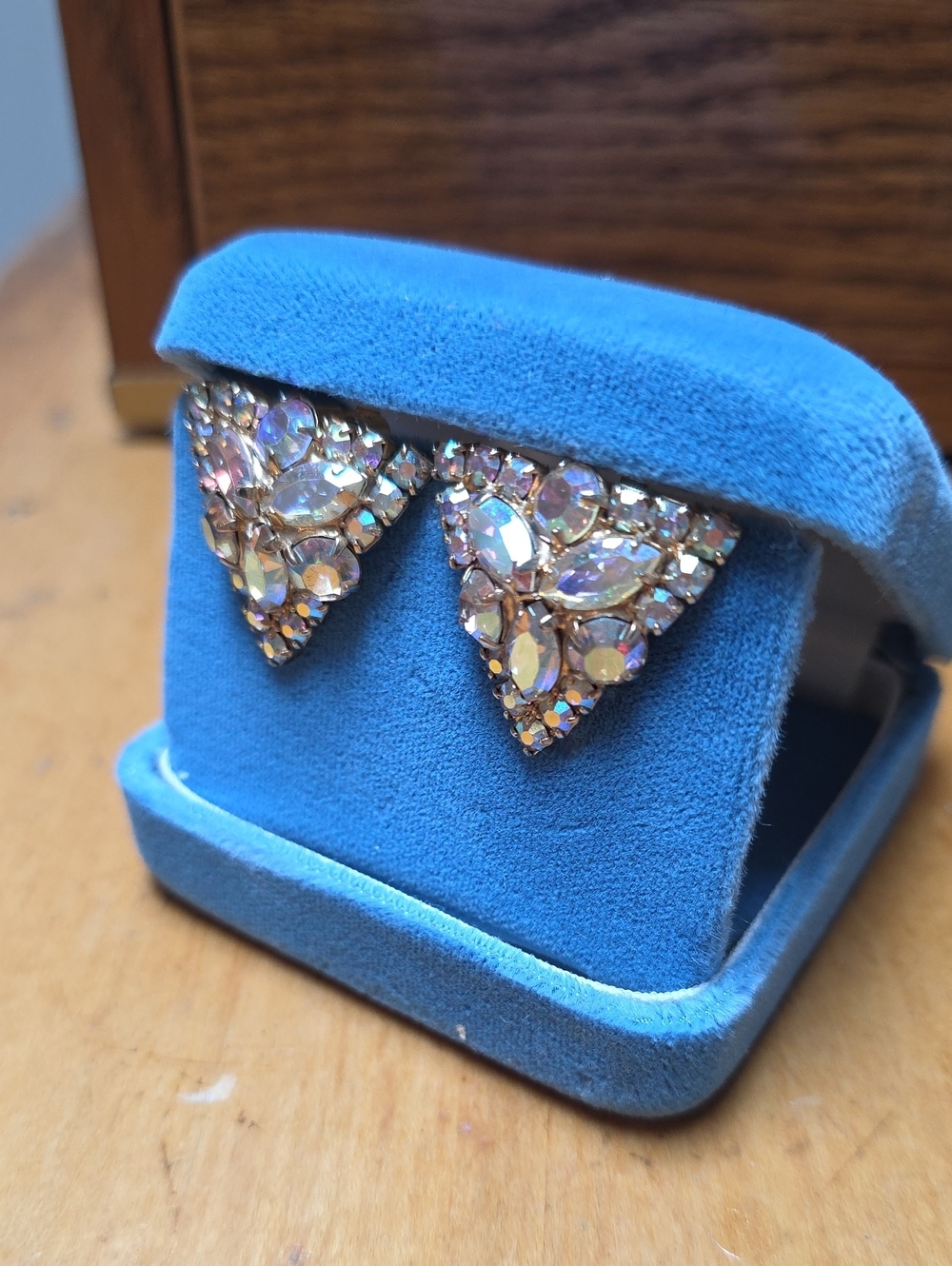 Aurora Crystal Triangle Clip On Earrings - Iridescent-Vintage